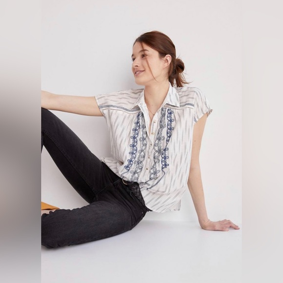 Pilcro Embroidered Surf Blouse BLUE MOTIF Large NWT - Picture 1 of 10